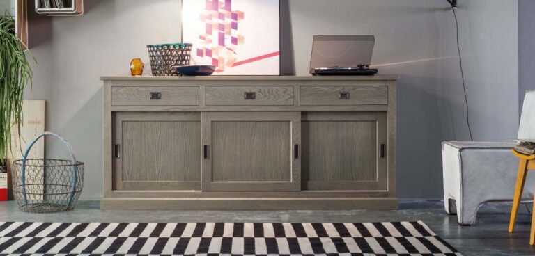 Sideboard MADIE ENGLISH of DEVINA NAIS